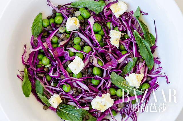 Pea-lentil-and-red-cabbage-salad-5