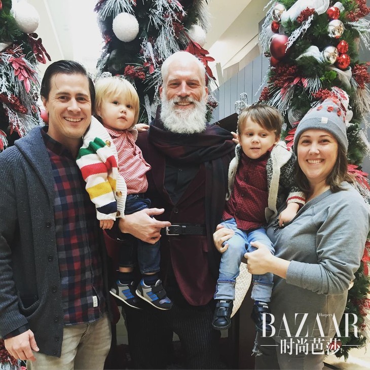 fashion-santa-paul-mason-yorkdale-mall-9