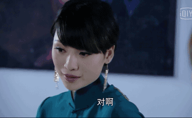 心疼柳岩!头发扎起or披发?还是问对你仗义相救的贾玲吧!