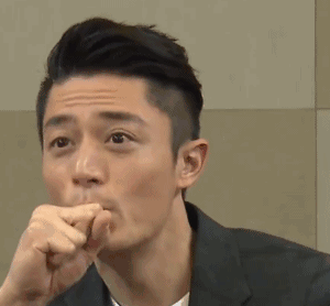 霍建华喝醉霸热搜他还真就是这样的老干部