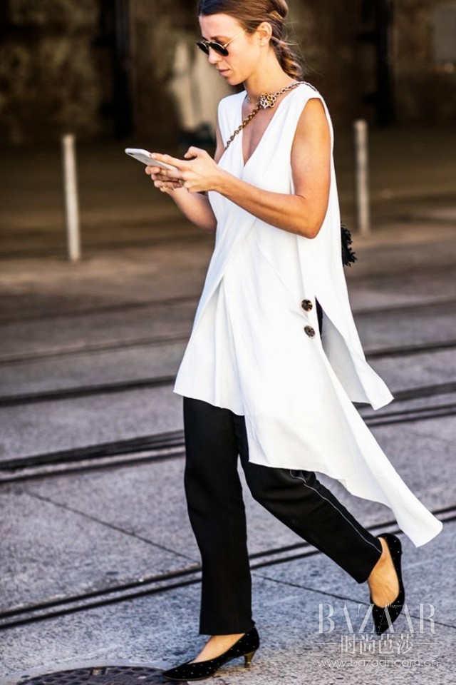 11minimalist-looks-that-are-perfect-for-summer-heat-1795321-1465251674.640x0c