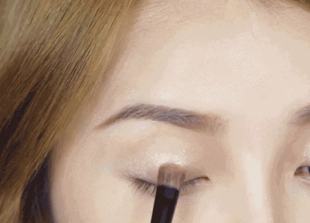 美妆大神pony教你12小时不脱妆,秘诀竟在… - 封面新闻