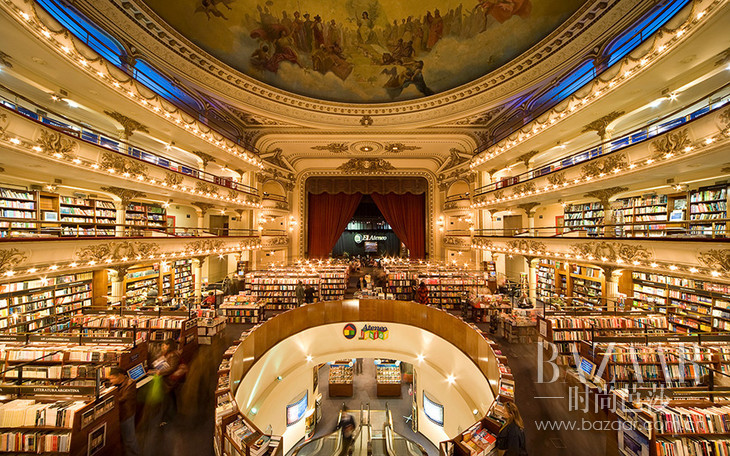 adaymag-100-year-old-theatre-converted-into-stunning-bookstore-02
