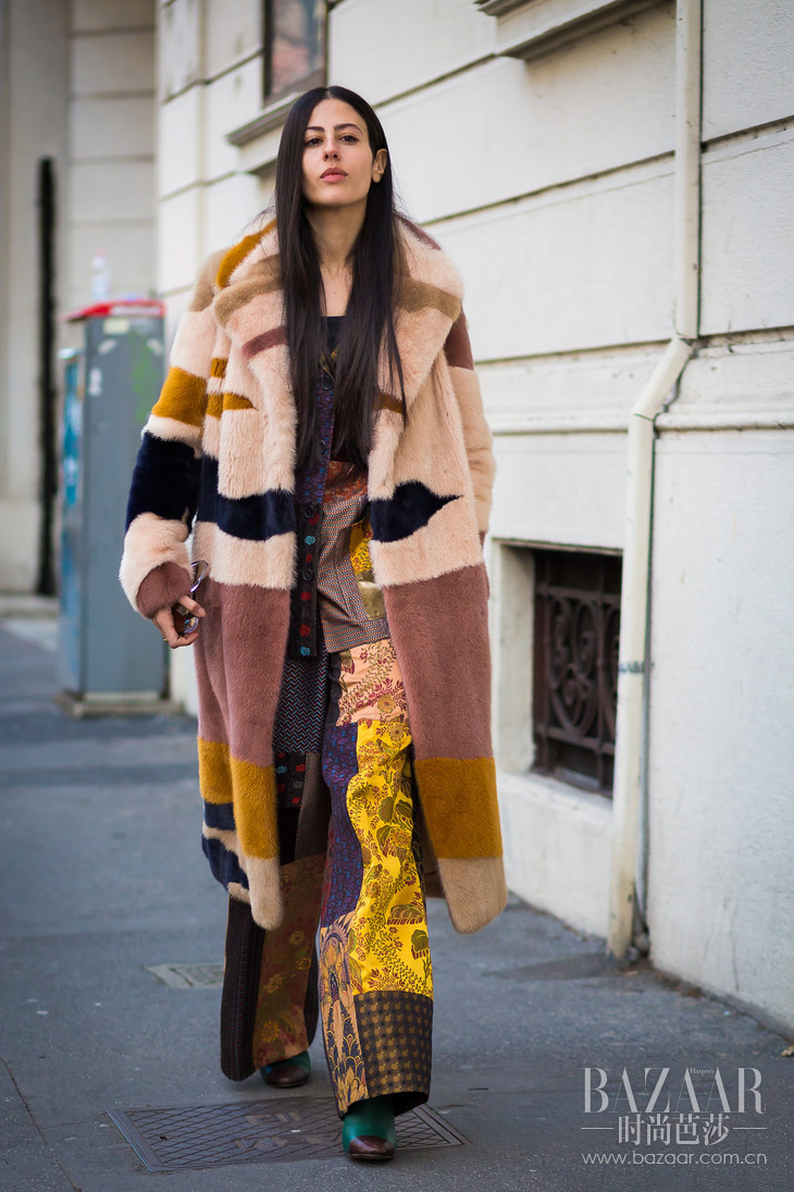 Gilda-Ambrosio-by-STYLEDUMONDE-Street-Style-Fashion-Photography0E2A3029