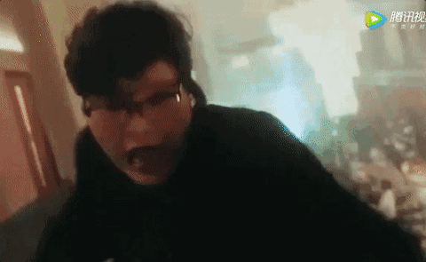 【时尚芭莎网讯】 《整蛊专家》里,她饰演的大白鲨也是让芭姐印象深刻