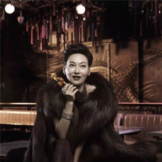 拿完金像拿金马,红灯区里乞讨过,满身是伤打拼过,惠英红让人生不止是活着!