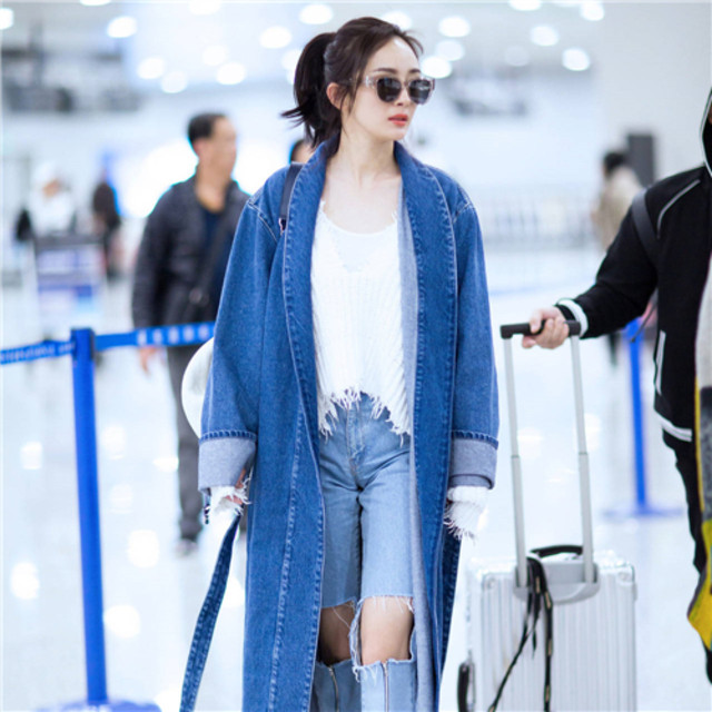 冉莹颖穿撞色牛仔裤被网友吐槽掉坑里,Olivia和杨幂的时髦课堂教你阔腿裤应该怎么穿!