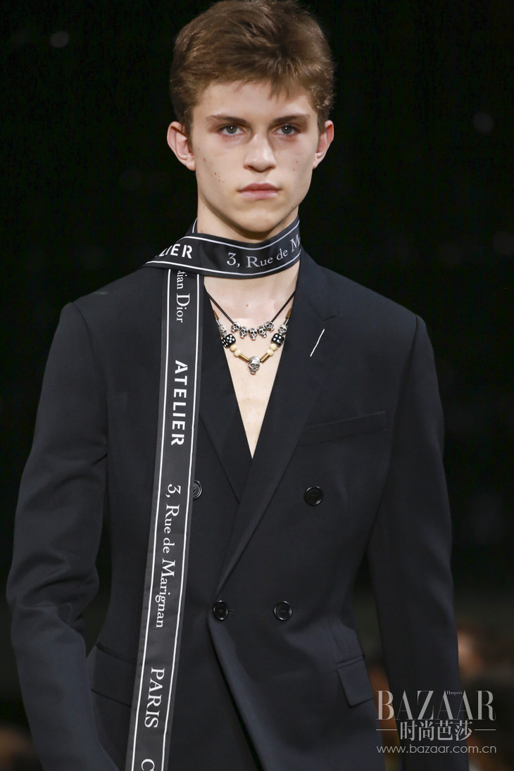 Dior-Homme-SS18-Paris-2302