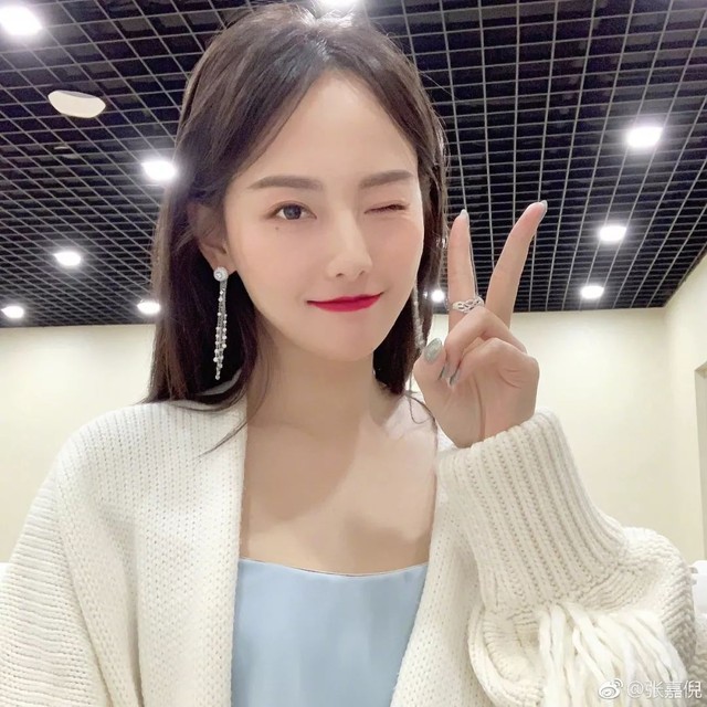 《妻子的浪漫旅行2》开录,张嘉倪靠一瓶喷雾就俘获了所有人的心?