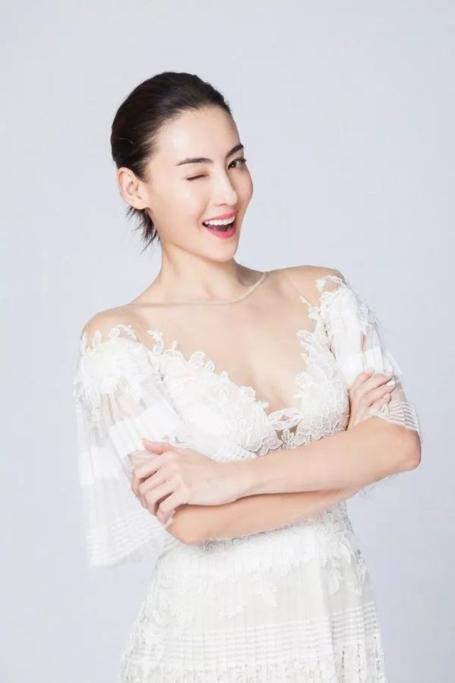 生了三胎依旧保持美貌,张柏芝的同款美妆品还不get起来?