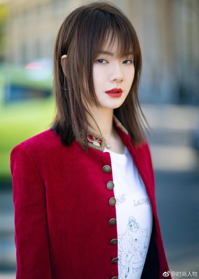 女人30之后还拥有什么?戚薇说可以更精致更童真更自我!