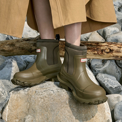 Stella McCartney与Hunter合作呈献符合可持续发展原则的长靴