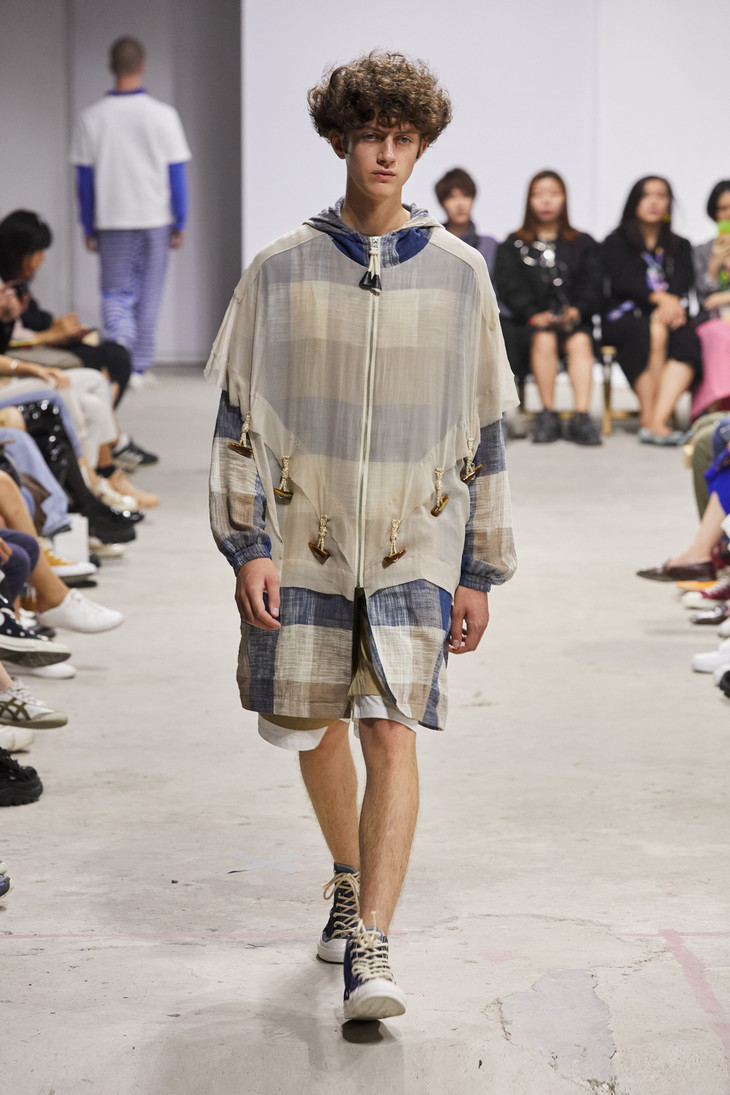 LOOK16