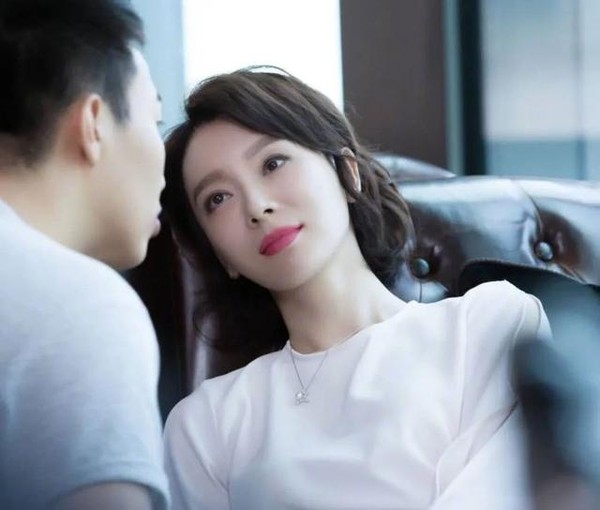 内心强大的女人,都在穿什么?