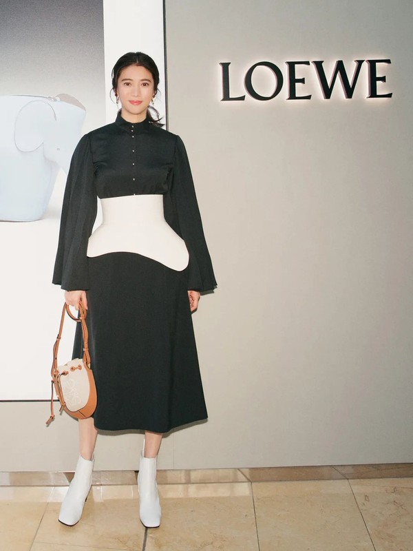 李宇春新头衔真香!史上性价比最高的CHANEL单品要发售了!「每周时报」