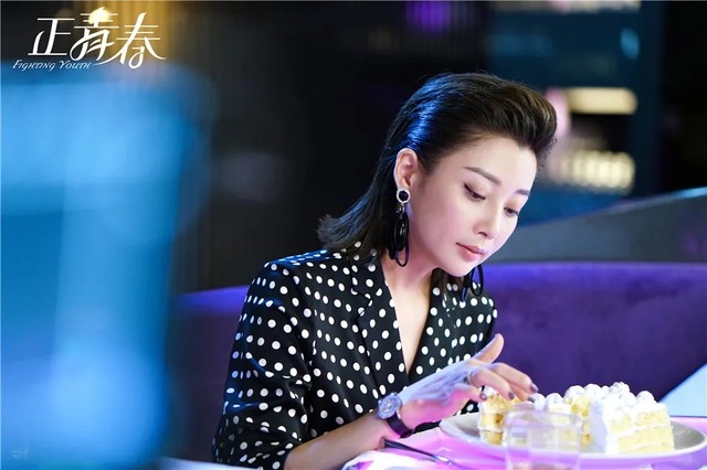 那些姐弟恋的姐姐,都在经历什么?