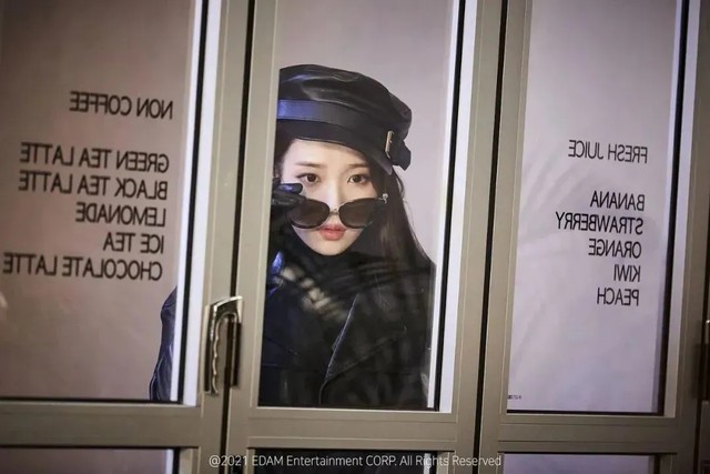 3分钟狂换11套造型,不愧是韩国solo女顶流的衣橱