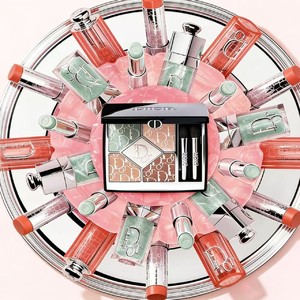 迪奥二零二六春季妆容 | 幻彩流光