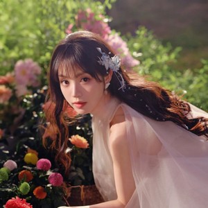 热搜不停,这就是顶级甜妹的杀伤力吗?