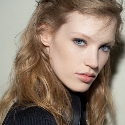 ������2026�ﶬŮװϵ���㳡ױ��